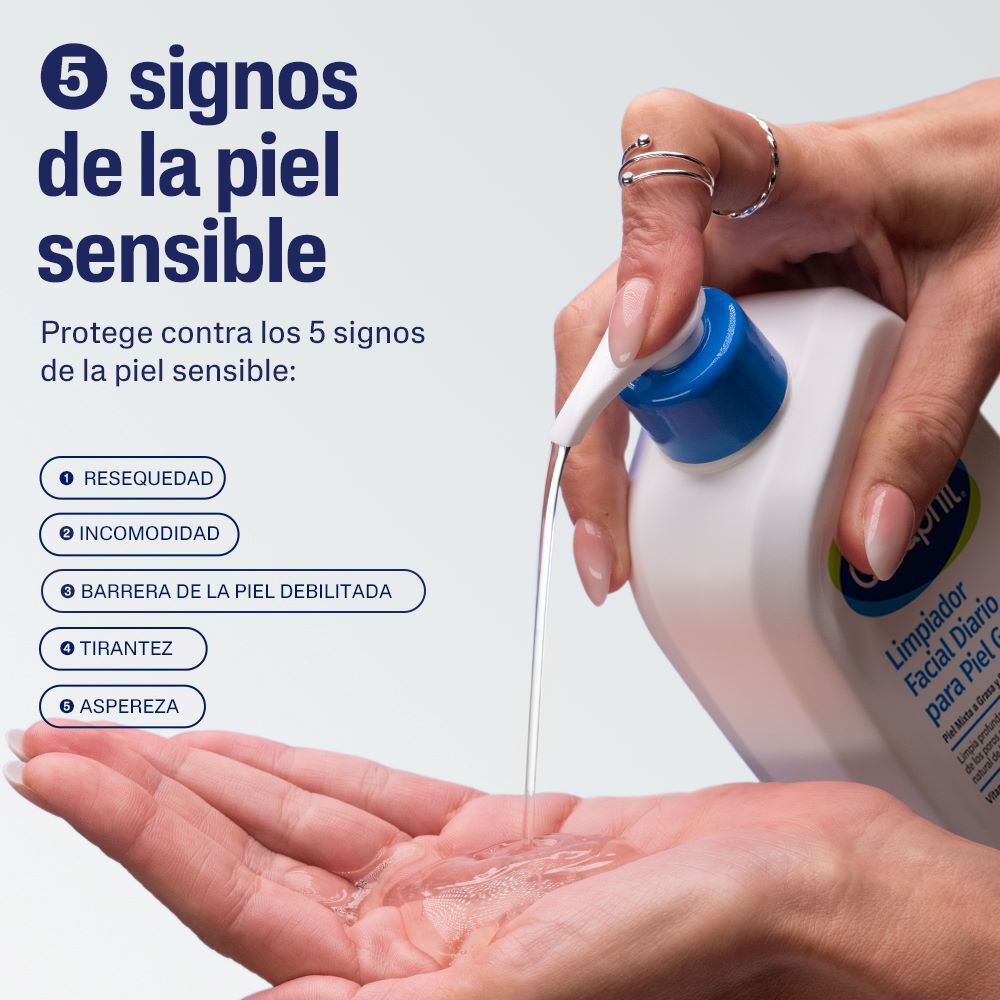 Manos aplicando limpiador Cetaphil 473ml protege 5 signos piel sensible grasa